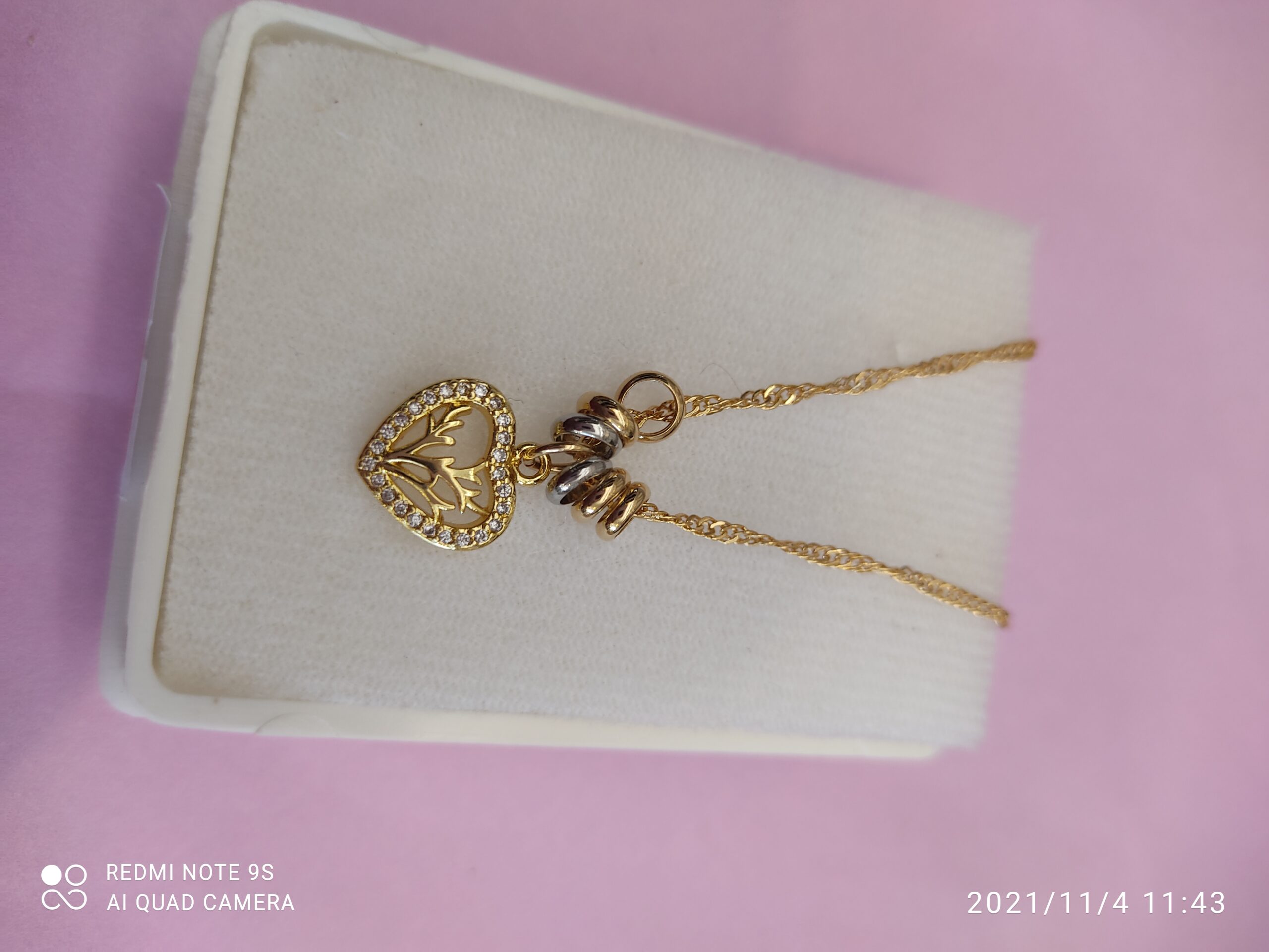 AL016 collar oro laminado corazón -arbol - Modalia accesorios